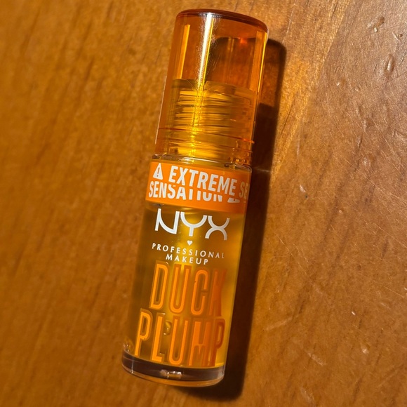 NYX Lip & Eye Makeup Set - Picture 10 of 15